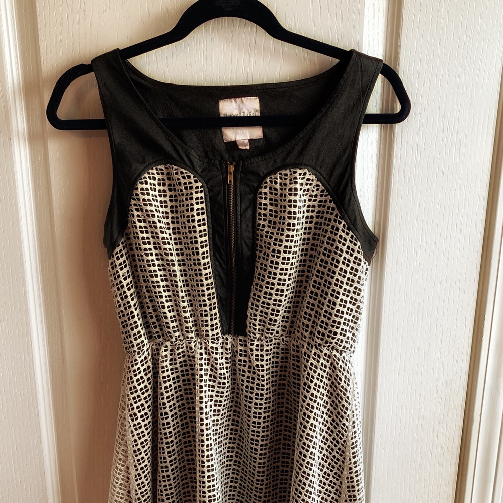 Mini dress